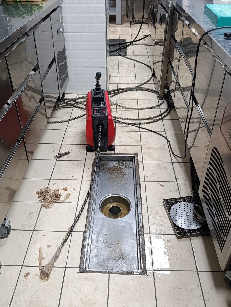 Elazığ Mutfak gideri tıkanıklık açma — spiral makine ile – Fidan Tesisat